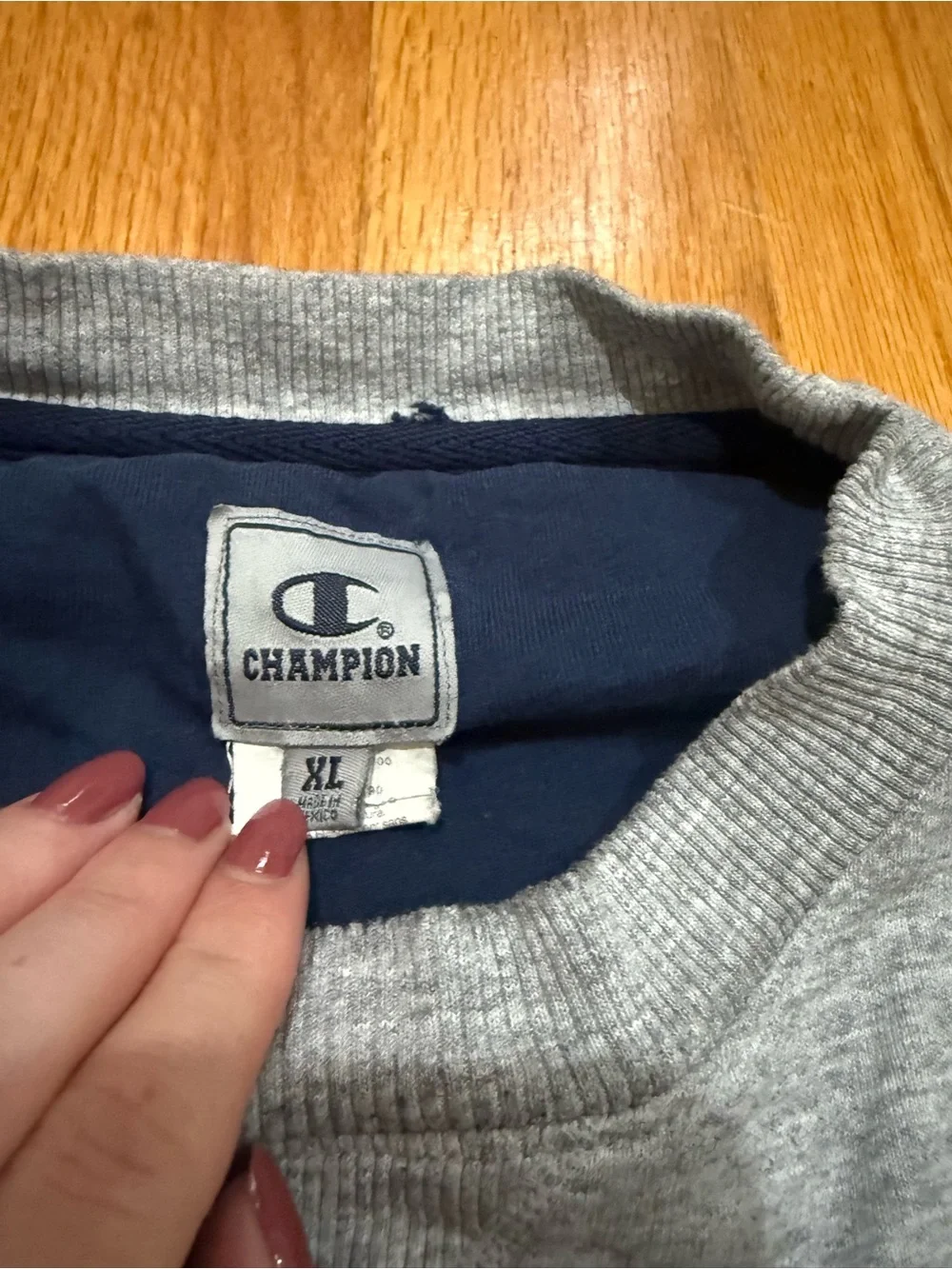 Vintage 1990s Champion Classic Crewneck Sweatshirt - Grey / Navy Inner Lining